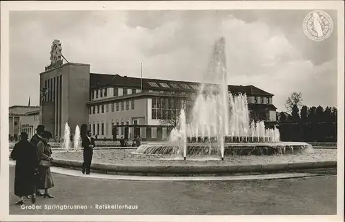 Duesseldorf Grosse Reichsausstellung Ratskellerhaus Springbrunnen Kat. Duesseldorf