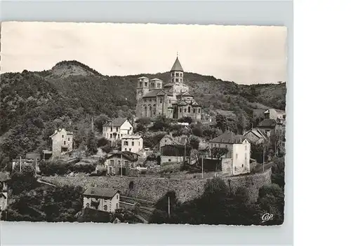 Saint Nectaire Puy de Dome et l eglise Kat. Saint Nectaire