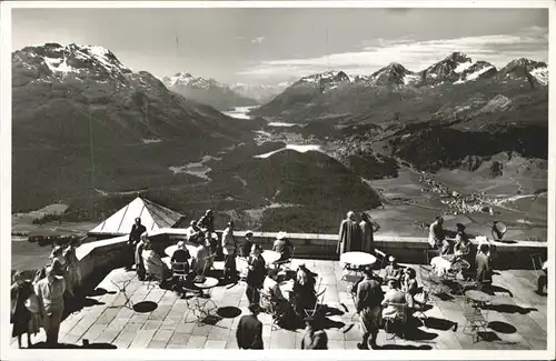 Muottas Muraigl Hotelterrasse mit Blick auf Oberengadiner Seen Kat. Muottas Muraigl