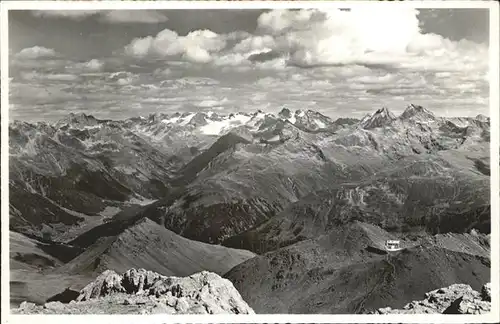 Weissfluhjoch mit Blick auf Silvrettagruppe Kat. Weissfluhjoch