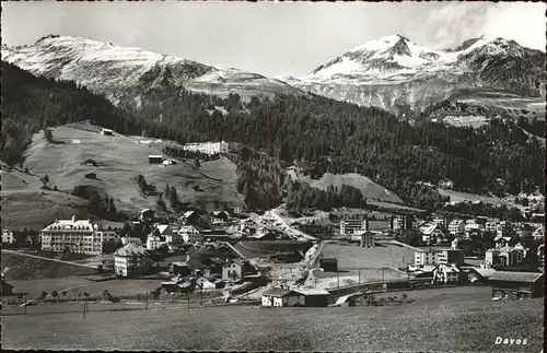 Davos GR Ortsansicht mit Alpen Panorama Kat. Davos