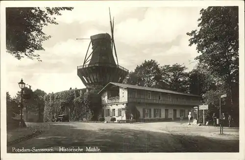 Potsdam Park Sanssouci Historische Windmuehle / Potsdam /Potsdam Stadtkreis