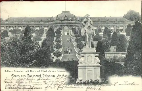 Potsdam Schloss Sanssouci mit Denkmal Friedrich des Grossen / Potsdam /Potsdam Stadtkreis