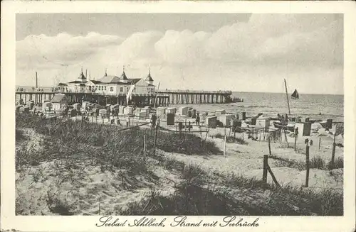 Ahlbeck Ostseebad Insel Usedom Strand  mit Seebruecke Kat. Heringsdorf Insel Usedom