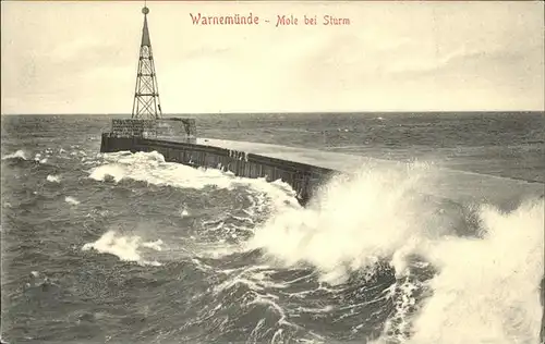 Warnemuende Ostseebad Mole bei Sturm Kat. Rostock