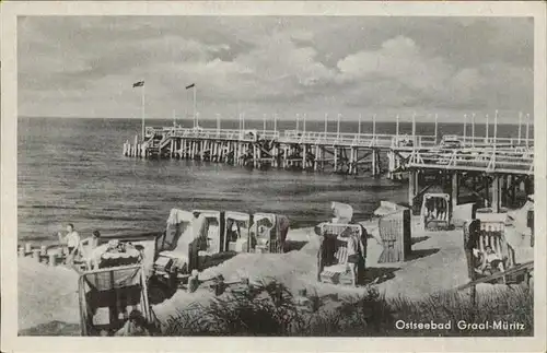 Graal-Mueritz Ostseebad Strandleben mit Seebruecke / Seeheilbad Graal-Mueritz /Bad Doberan LKR