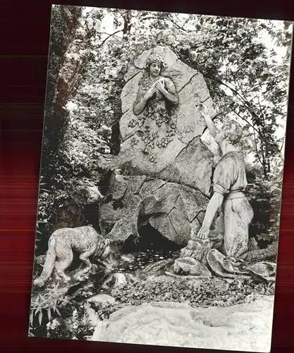 Sangerhausen Suedharz Rosarium Heideroeslein Skulptur Kat. Sangerhausen