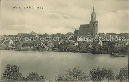 Waren Mueritz Stadtblick mit Kirche Kat. Waren Mueritz