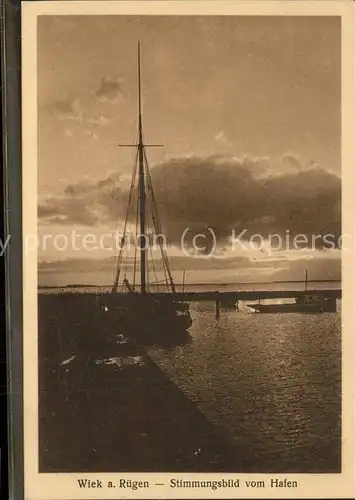 Wiek Ruegen Abendstimmung am Hafen Segelboot Kat. Wiek