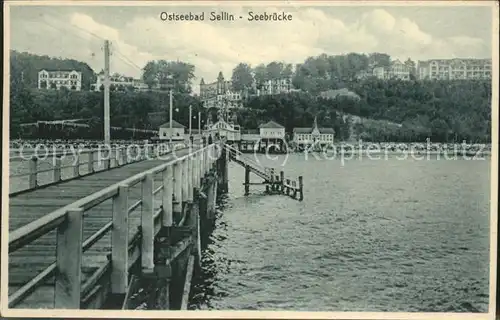 Sellin Ostseebad Ruegen Strand Seebruecke Hochufer Panorama Kat. Sellin Ostseebad