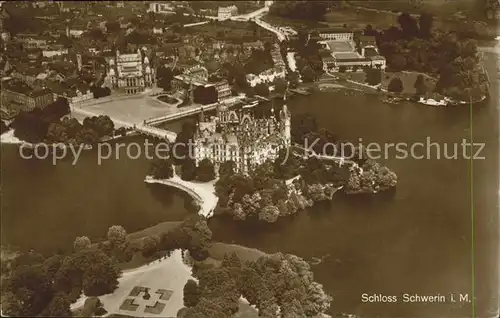 Schwerin Grossherzogliches Schloss Burgsee Fliegeraufnahme Kat. Schwerin