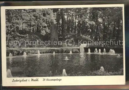 Ludwigslust 24 Wasserspruenge im Schlossgarten Kat. Ludwigslust