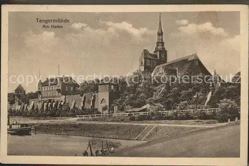 Tangermuende Am Hafen mit Stephanskirche Feldpost Kat. Tangermuende