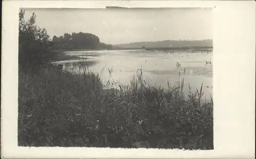 Clery-sur-Somme Partie am Seeufer / Clery-sur-Somme /Arrond. de Peronne