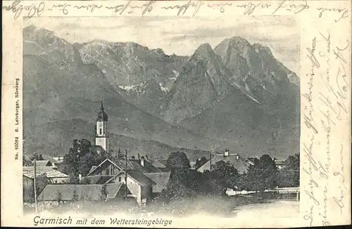 Garmisch-Partenkirchen Ortsansicht mit Kirche Wettersteingebirge / Garmisch-Partenkirchen /Garmisch-Partenkirchen LKR