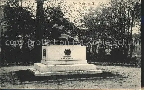 Denkmal Heinrich von Kleist / Denkmaeler /