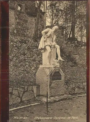 Weimar Thueringen Shakespeare-Denkmal im Park / Weimar /Weimar Stadtkreis