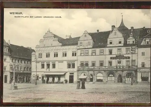 Weimar Thueringen Marktplatz mit Lucas-Cranach-Haus / Weimar /Weimar Stadtkreis