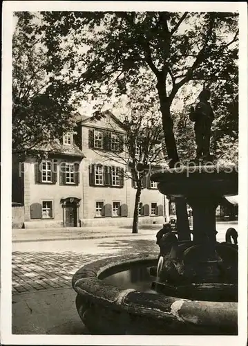 Weimar Thueringen Schillerhaus Brunnen / Weimar /Weimar Stadtkreis