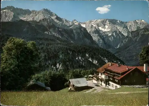 Garmisch-Partenkirchen Berggasthof Eckbauer Blick auf Musterstein Dreitorspitze Teufelsgrat Wettersteingebirge / Garmisch-Partenkirchen /Garmisch-Partenkirchen LKR