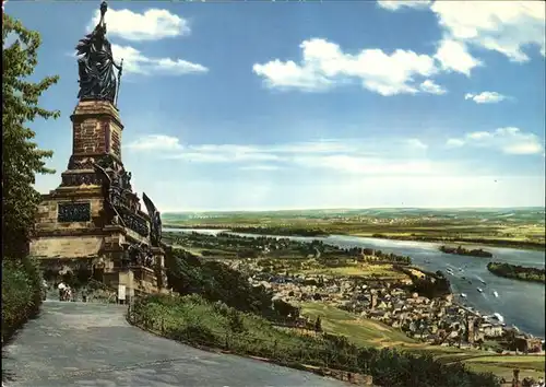 Ruedesheim Rhein Panorama mit Germaniafigur Kat. Ruedesheim am Rhein