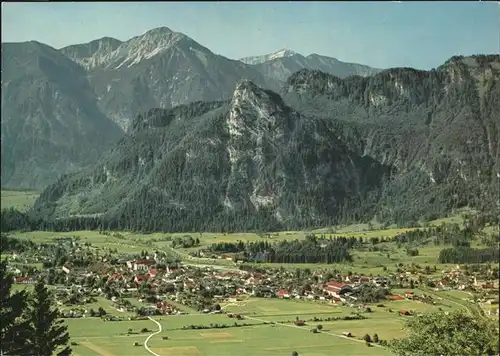 Oberammergau Panorama mit Blick auf Notkarspitze Kofel und Zugspitze Kat. Oberammergau