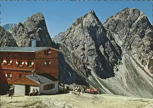 Lienz Tirol Karlsbader Huette Dolomiten Toerlkopf Gamswiesenspitze Kat. Lienz
