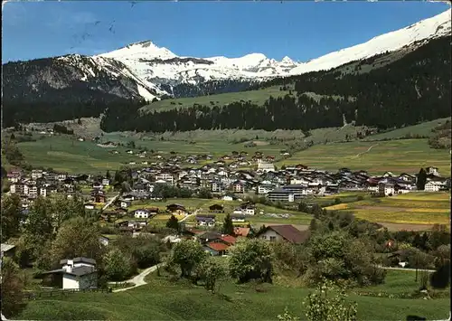 Flims Dorf Panorama mit Piz Grisch und Tschingelhoerner Sommerfrische Kat. Flims Dorf