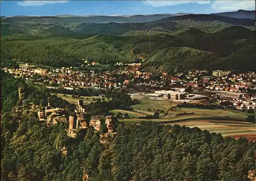 Dahn Panorama mit Burg Altdahn Fliegeraufnahme Kat. Dahn