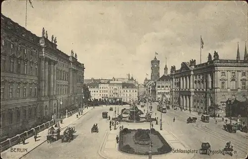 Berlin Schlossplatz mit Begasbrunnen Strassenbahn Turm Kat. Berlin