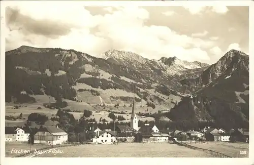 Fischen Allgaeu Ortsansicht mit Kirche Alpenpanorama Allgaeuer Alpen Kat. Fischen i.Allgaeu