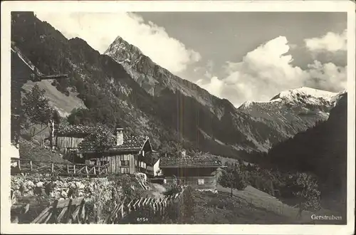 Gerstruben Berghof mit Hoefats und Rauheck Allgaeuer Alpen Kat. Oberstdorf