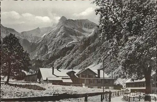 Spielmannsau mit Trettach Allgaeuer Alpen Kat. Oberstdorf