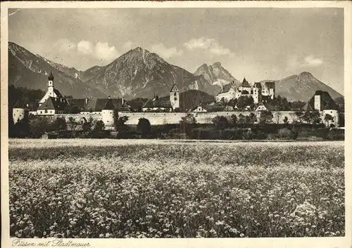 Fuessen Ortsansicht mit Kloster Hohes Schloss Kirche Stadtmauer Allgaeuer Alpen Sommerfrische Kat. Fuessen