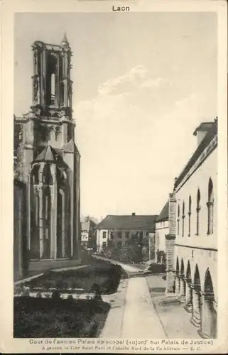 Laon Cour Palais Episcopal Justice Gauche Tour Salut Paul Cathedrale *