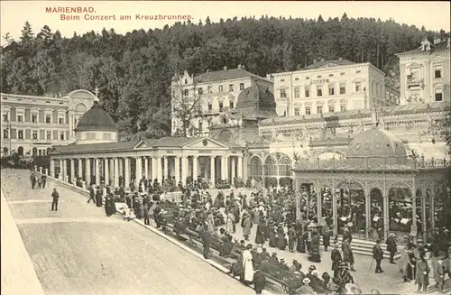 Marienbad Tschechien Konzert am Kreuzbrunnen Boehmen Kat. Marianske Lazne