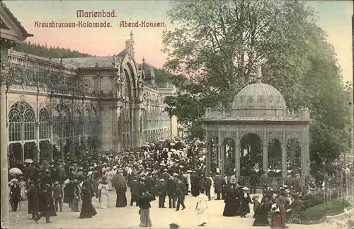 Marienbad Tschechien Kreuzbrunnen Kolonnade beim Abendkonzert Boehmen Kat. Marianske Lazne