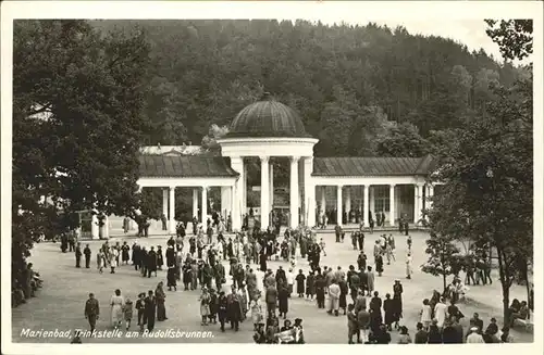 Marienbad Tschechien Trinkstelle am Rudolfsbrunnen Boehmen Kat. Marianske Lazne