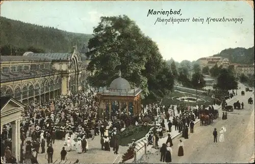 Marienbad Tschechien Abendkonzert bei den Kreuzbrunnen Kolonnaden Boehmen Kat. Marianske Lazne