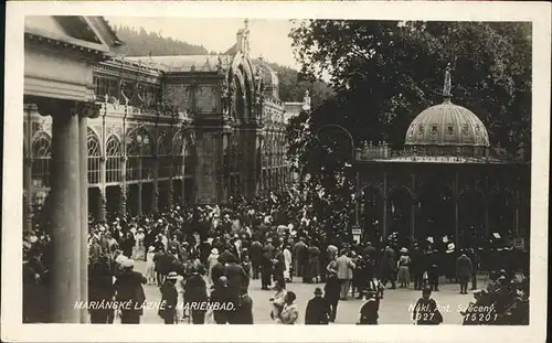 Marienbad Tschechien Abendkonzert bei den Kreuzbrunnen Kolonnaden Boehmen Kat. Marianske Lazne