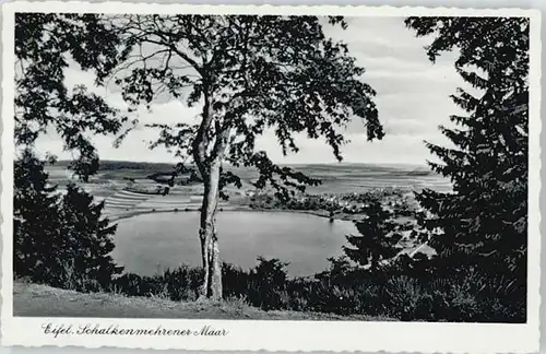 Daun Eifel Daun Schalkenmehr Maar * / Daun /Vulkaneifel LKR