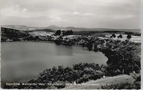 Daun Eifel Daun Weinfelder Maar * / Daun /Vulkaneifel LKR