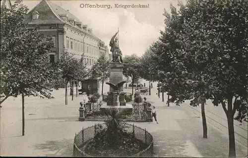 Offenburg Kriegerdenkmal / Offenburg /Ortenaukreis LKR