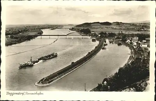Deggendorf Donau Donauhafen, Schiffe / Deggendorf /Deggendorf LKR