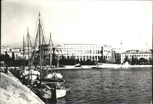 Pula Hafen Fischerboot Arena Kat. Pula