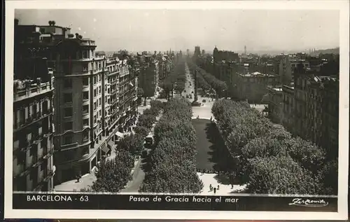 Barcelona Cataluna Paseo de Gracia hacia el mar Kat. Barcelona