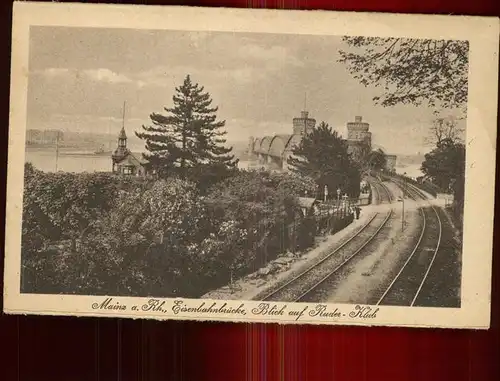 Mainz Rhein Eisenbahnbruecke, Blick auf Ruder-Klub / Mainz Rhein /Mainz Stadtkreis