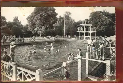 Chateauneuf en Thymerais Piscine Kat. Chateauneuf en Thymerais