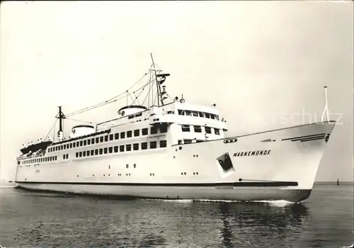 Faehre Warnemuende Rostock Warnemuende Kat. Schiffe