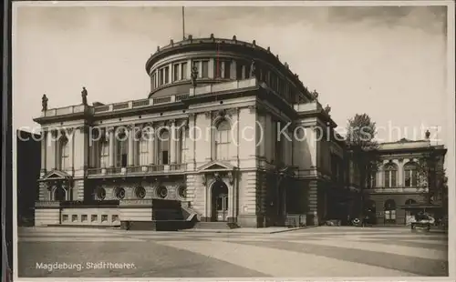 Theatergebaeude Magdeburg Stadttheater Kat. Gebaeude